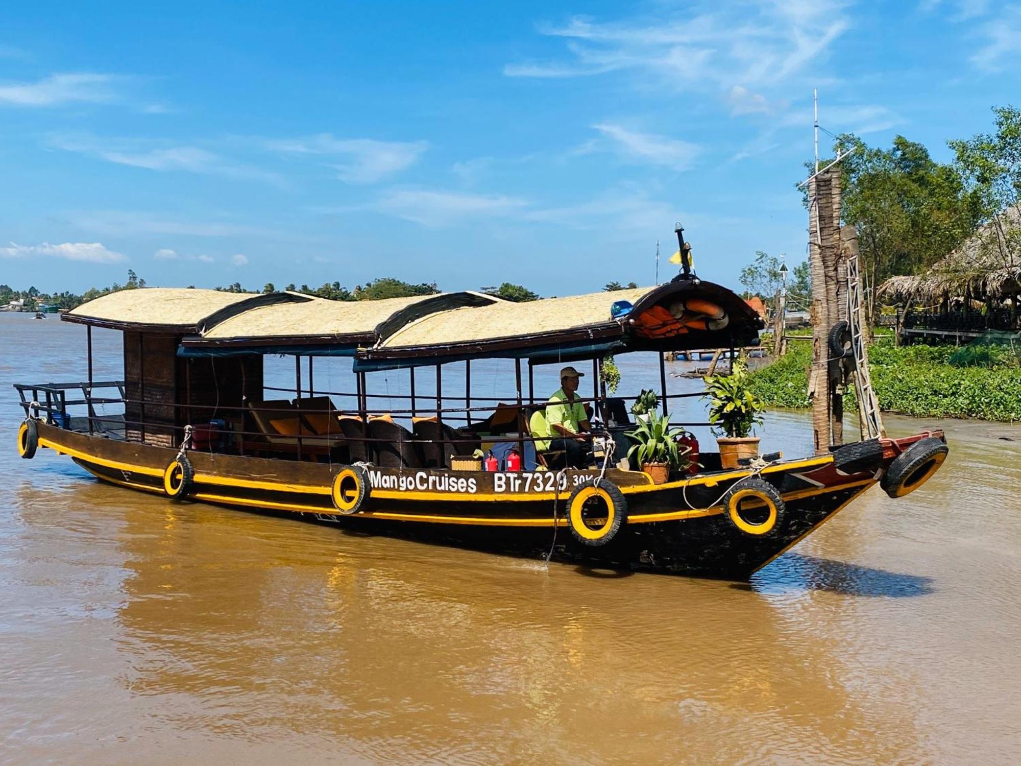 แมงโก โฮม ริเวอร์ไซด์ Bed & Breakfast Ben Tre ภายนอก รูปภาพ